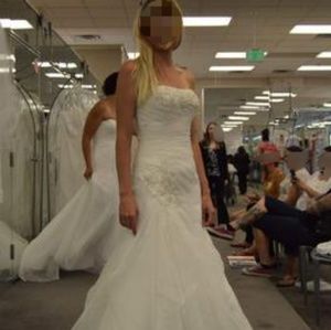 NWT Never Worn Wedding Dress Size 4